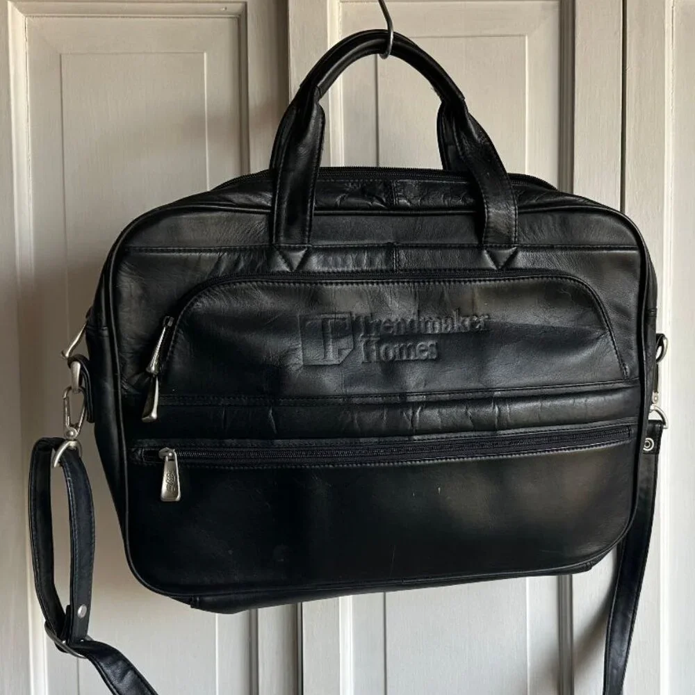 Genuine Leather Professional/business bag Great condition at great price USED